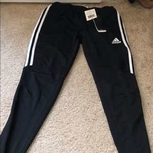 Women’s Adidas jogger